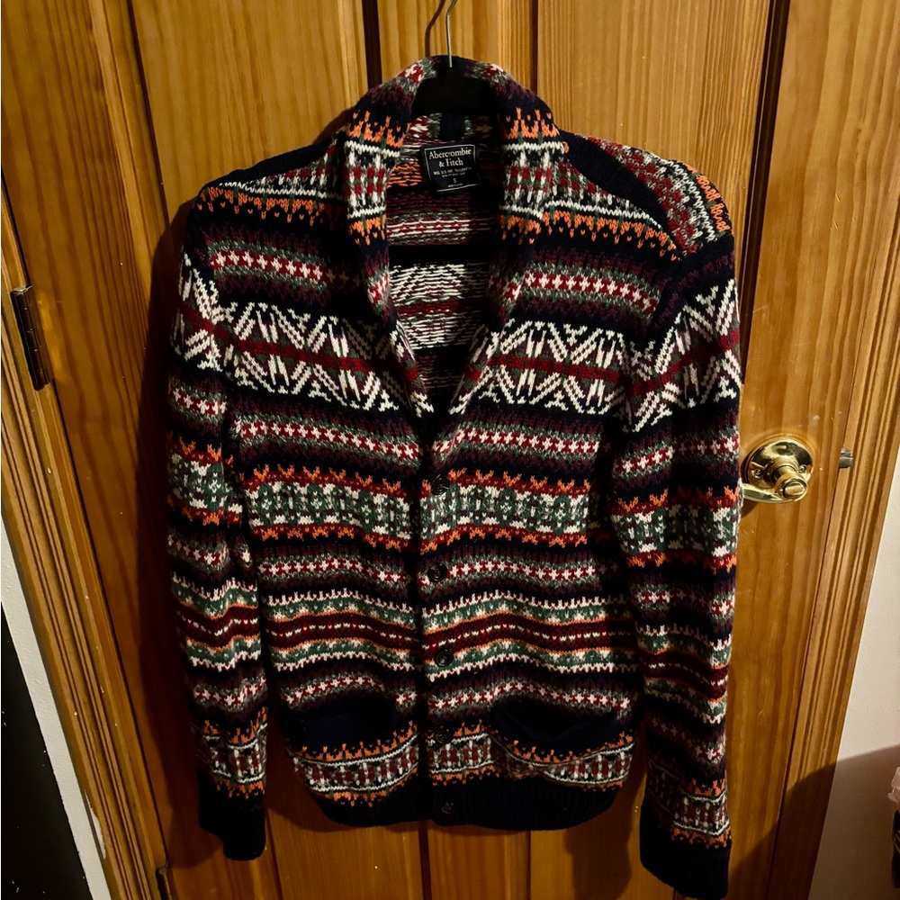 Abercrombie Fitch Men Pattern Cardigan small